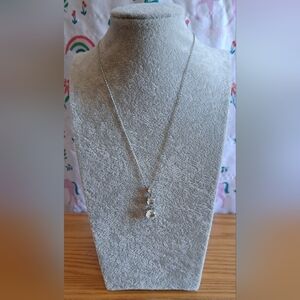 EUC Swarovski Trilogy Drop Silver & Round Cut Crystal Casual Necklace Jewelry